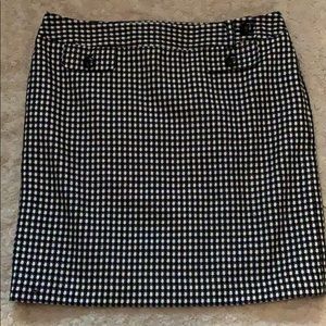 Ann Taylor black and white checked pencil skirt